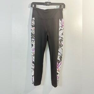 GAIAM Black Leggings with floral and logo Detail SIZE S